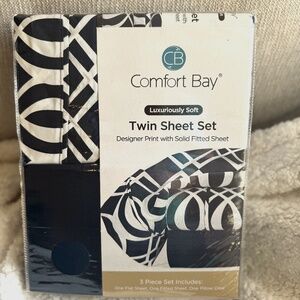 Navy Blue & White Twin Sheet Set NWT